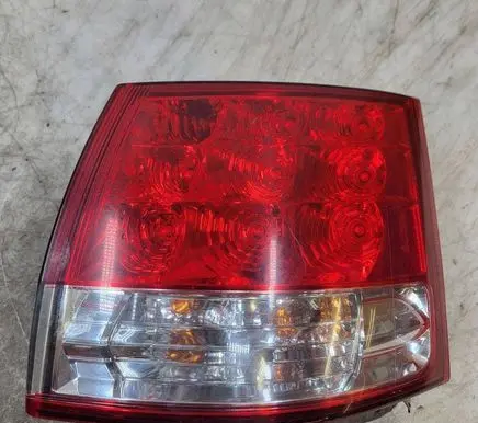 Citroen C-Crosser Rear/tail lights 22087920