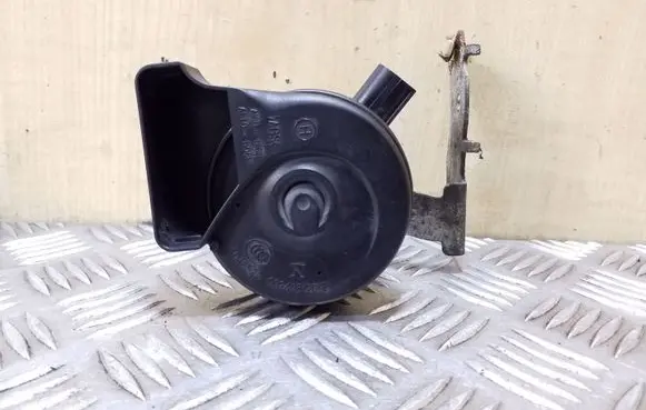 Volkswagen PASSAT B7 Horn signal 7N0951223A