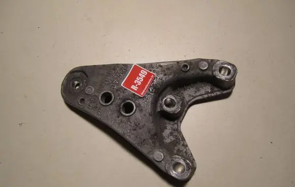 Volkswagen Polo V 6R Engine mounting bracket 6Q0199183AB