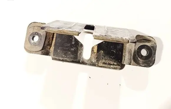 Audi A4 S4 B5 8D Other trunk/boot trim element 8d9827085