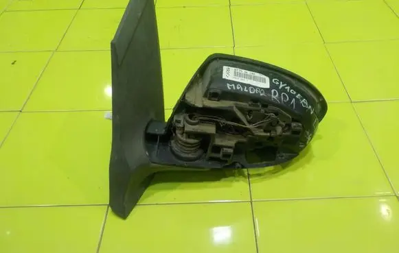 Mazda 2 Front door electric wing mirror LEWE RP1