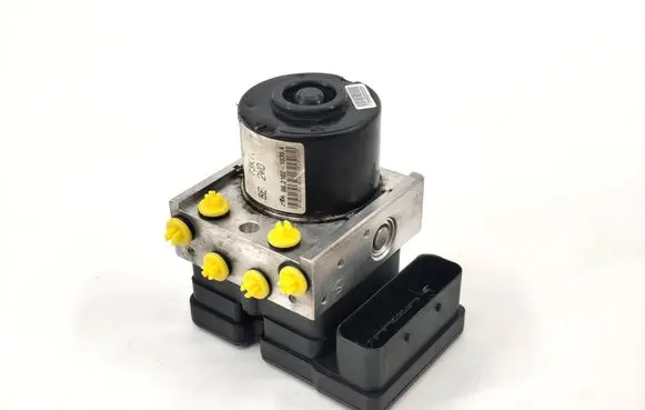 Suzuki Swift I ABS control unit/module 06210210394 06210952323 28570024013