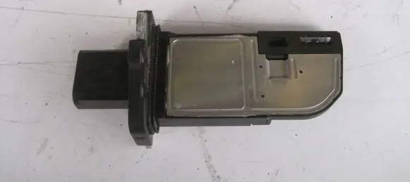 Land Rover Evoque I Mass air flow meter 8V2112B579AA