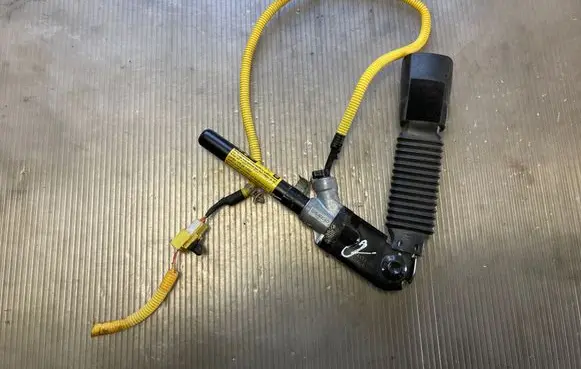 Opel Antara Front seatbelt buckle C100FRTRHEQ