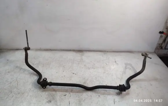 Suzuki Grand Vitara II Front anti-roll bar/sway bar