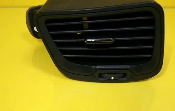 Dashboard side air vent grill/cover trim
