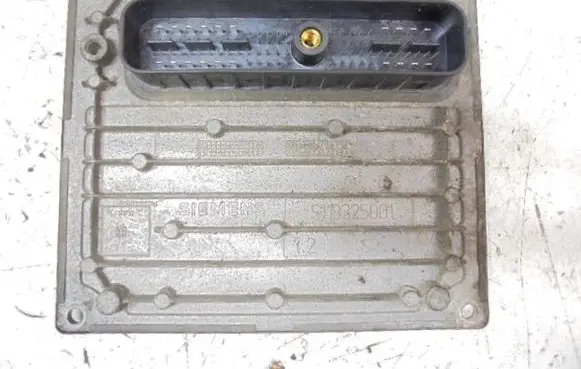 Ford Fiesta Engine control unit/module ECU 3S6112A650BB