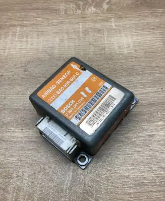 Audi A4 S4 B5 8D Airbag control unit/module 8A0959655C 0285001038