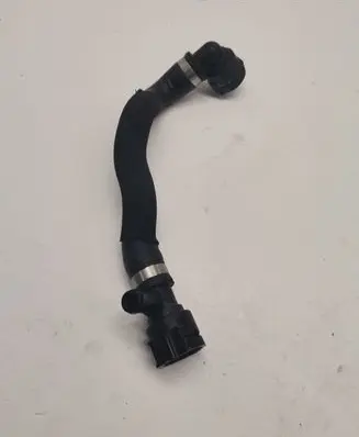 Mercedes-Benz E W213 Engine coolant pipe/hose