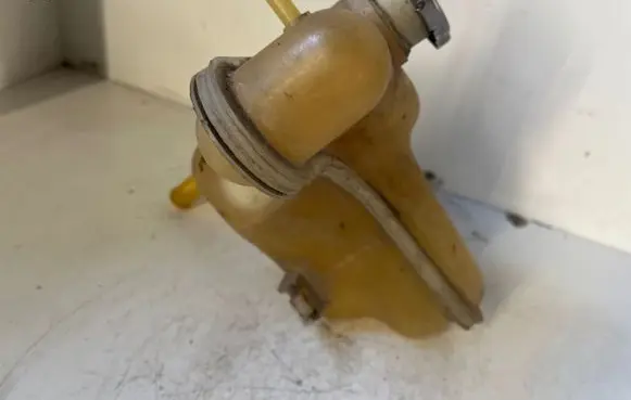 Mitsubishi Outlander Coolant expansion tank/reservoir PPGF5