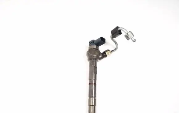 Audi A3 S3 8V Fuel injector 0445110477 04L130277G