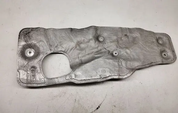 BMW 7 G11 G12 Heat shield in engine bay 7377983 51164310