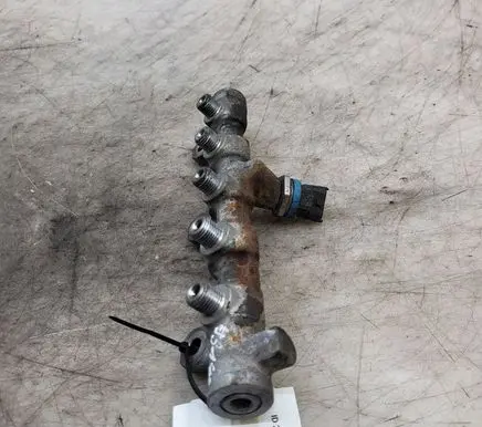 Renault Trafic II (X83) Fuel main line pipe 0445214258 H8200912225 175215697R