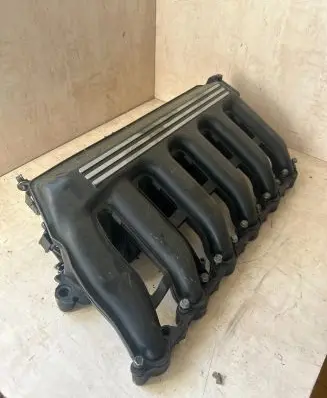 BMW 5 E39 Intake manifold