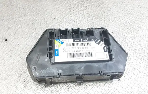 Mercedes-Benz S W220 Door control unit/module 2208211558