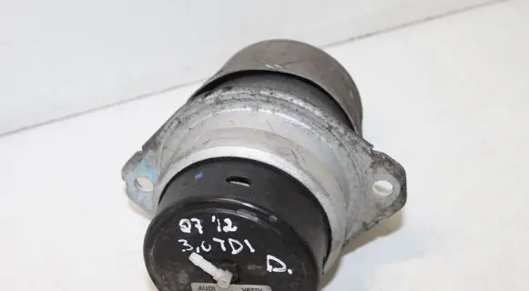 Audi Q7 4L Engine mount bracket 7L8199131F