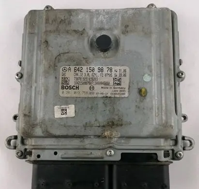 Mercedes-Benz R W251 Engine control unit/module ECU A6421509878 0281013758
