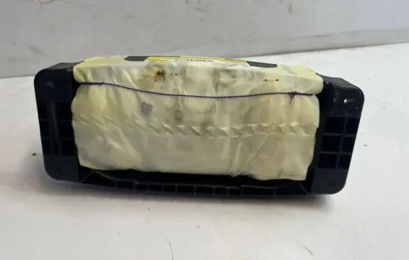 Mercedes-Benz GLA W156 Passenger airbag A1768600002