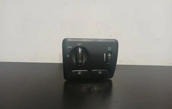 Volvo S60 Light switch 8691749 04W22E05 ML225300217