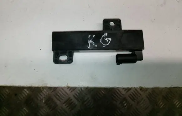Jeep Grand Cherokee Aerial antenna amplifier 68051315AB