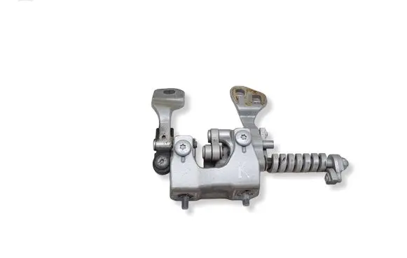 BMW 3 E90 E91 Tailgate/trunk/boot hinge 7119041