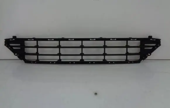 Volvo XC60 Front bumper lower grill 32296070