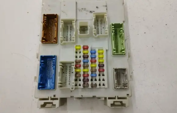 Ford C-MAX II Fuse module AV6N14A073FE