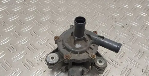 Toyota Auris 150 Electric auxiliary coolant/water pump G904048020