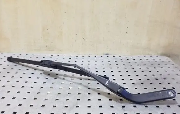 Mini Cooper Countryman R60 Front wiper blade arm 61619806441 9806441