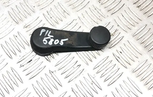 Volkswagen Golf III Front door window winding handle 1H0837581C