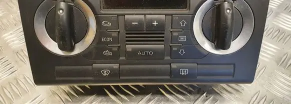 Audi A3 S3 8P Climate control unit