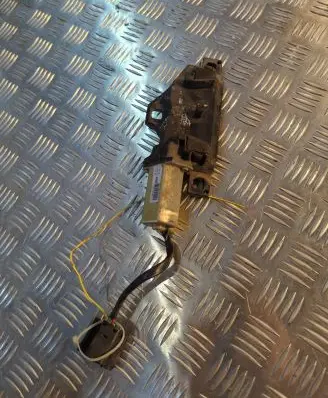 BMW 5 E60 E61 Loading door lock 