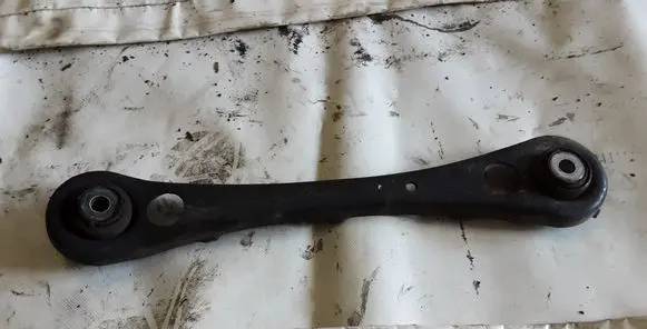 Audi A4 S4 B6 8E 8H Rear control arm 8E0501520K