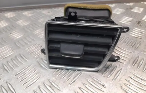 Audi A8 S8 D4 4H Dash center air vent grill 4H1820952A