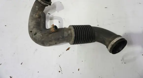 Intake resonator