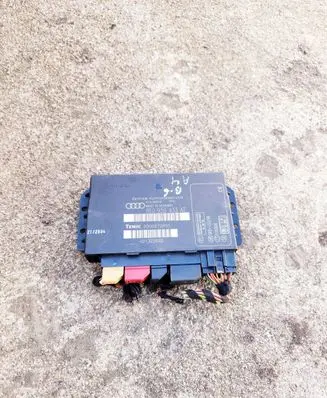 Audi A4 S4 B6 8E 8H Comfort/convenience module 8E0959433AT 01322600 00002728B5