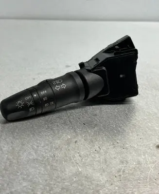 Nissan X-Trail T30 Indicator stalk 255408h700