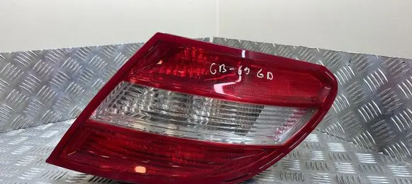 Mercedes-Benz C W204 Rear/tail lights A2115830215