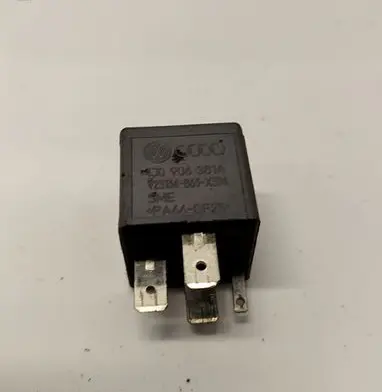 Volkswagen Bora Other relay 1J0906381A