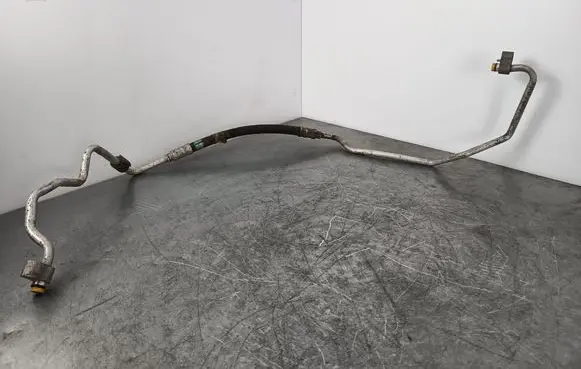 Air conditioning (A/C) pipe/hose
