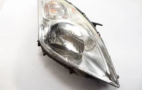 Suzuki Swift II Headlight/headlamp fe2