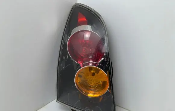 Mazda 3 I Rear/tail lights