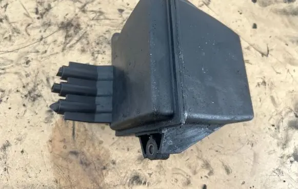 Mercedes-Benz Sprinter W906 Vacuum air tank A6510700768