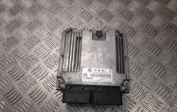 Volkswagen Touareg II Engine control unit/module 7P1907401F