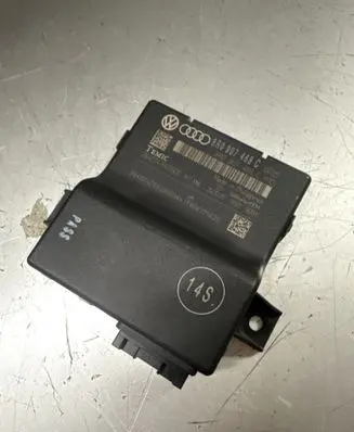 Audi A5 Sportback 8TA Gateway control module 8R0907468C