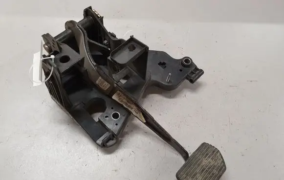 Citroen C5 Brake pedal 9654751180