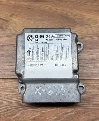 Skoda Octavia Mk2 (1Z) Airbag control unit/module 1k0909605AA