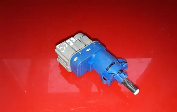 Ford C-MAX II Brake pedal sensor switch 8T4T96854AA