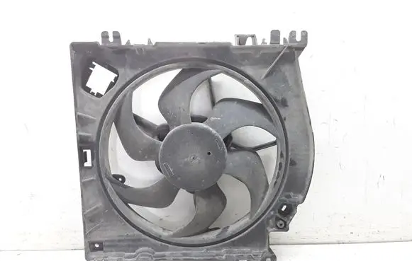 Renault Modus Electric radiator cooling fan 8200525991