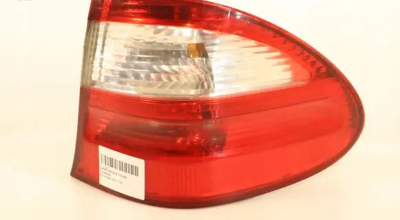 Mercedes-Benz E W211 Rear/tail lights E11338